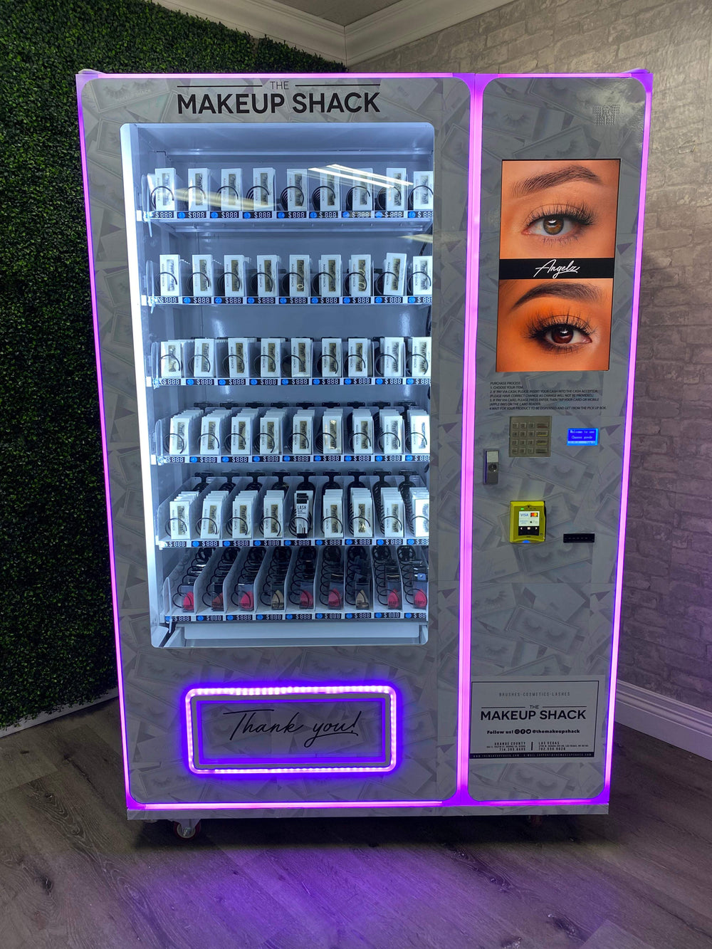 Designer Vending Machines : Volumizing Mascara